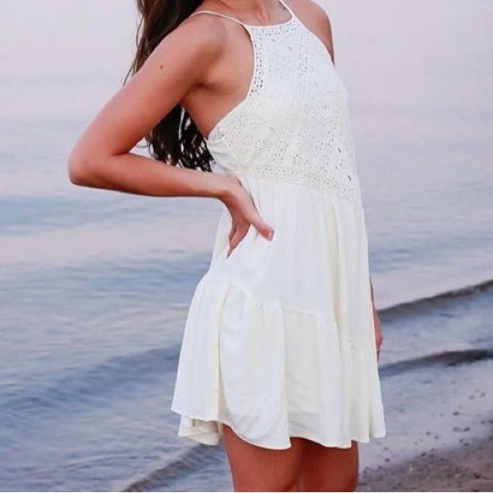 American Eagle Outfitters Ivory Broderie Swing Mini Dress Size Small
